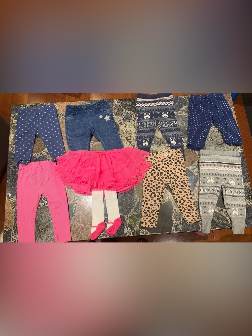 8 Girls Mixed Outfit Bundle-Hot Pink Tutu, Denim & Patterned Leggings size 6-12m